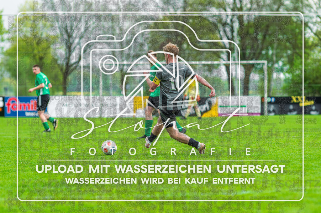 DZC_0962-Verbessert-RR | Pascal-Laurin Berger (FG Fulde-Stellichte #10) beim Herren Kreisliga HK Spiel zwischen FG Fulde-Stellichte und TSV Wietzendorf im Fulder Zentralstadion, Fulde (Simon Paul Stopat) - Realisiert mit Pictrs.com