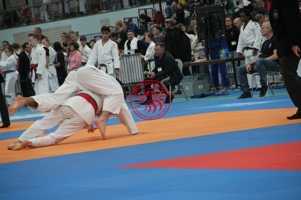 IMG_3400 | Fotos vom Adler Cup - Pictures from Adler Cup

Hier findet Ihr alle Eindrücke und großen Momente der Adler Cup Wochenenden. Here you will find all impressions and great moments of the Adler Cup weekends. - Realisiert mit Pictrs.com