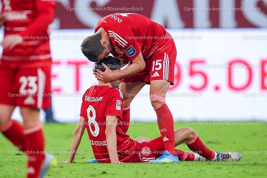 F9524042601059 | 24.04.2026, Fußball, Fortuna Düsseldorf - SC Dynamo Dresden, 2. Fußball Bundesliga, Herren, Merkur Spiel-Arena, 31. Spieltag, Saison 2025 2026: Abschlussjubel nach dem 3:0 Sieg für die Fortuna. Erleichterung Erleichterte Gesichter bei den Spielern. Anouar El Azzouzi&nbsp;(Fortuna Düsseldorf #08) Tim Oberdorf&nbsp;(Fortuna Düsseldorf #15)  DFB regulations prohibit any use of photographs as image sequences and or quasi-video.