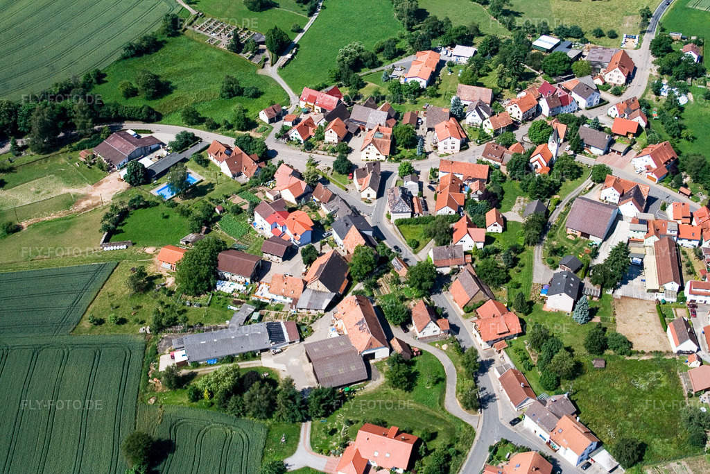 Luftbild: Ortsansicht im Ortsteil Reichenbuch in Mosbach im Bundesland Baden-Württemberg in Deutschland. Foto: IMG_3238.jpg vom 01.07.2006 durch Werner Riehm/FLY-FOTO.de