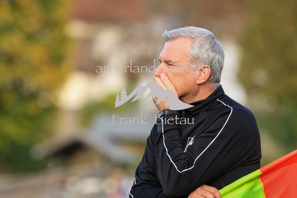 993T6656 | Trainer, Wolf, Frauenau