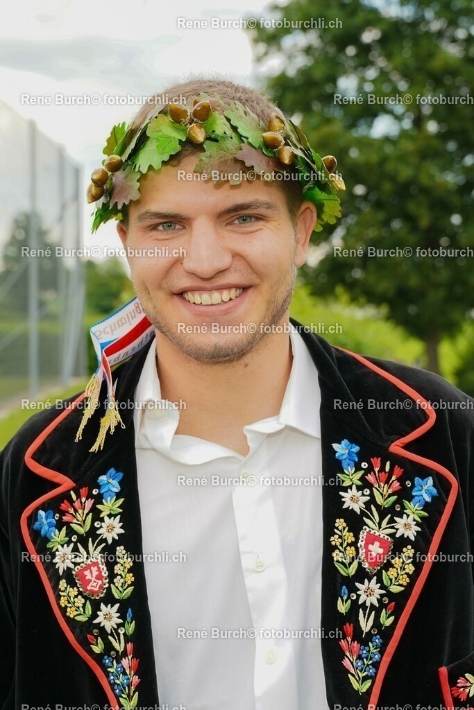 20220529-DSC08512 | René Burch leidenschaftlicher Fotograf aus Kerns in Obwalden.  Hier finden sie Sport, Landschaft und Natur Fotografie.
 - Realisiert mit Pictrs.com