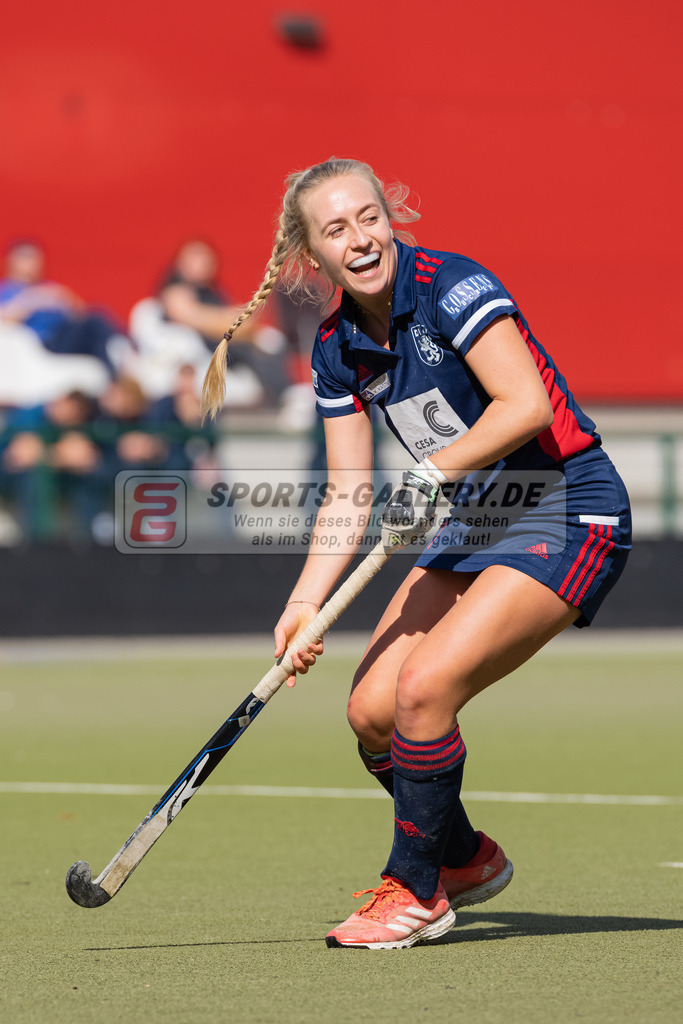 HK_20220925_100193 | 1. Bundesliga Damen Düsseldorfer HC - Berliner HC  am 25.9.2022 DHC Düsseldorf, Düsseldorf , Sara Strauss ( Düsseldorfer HC #11 )