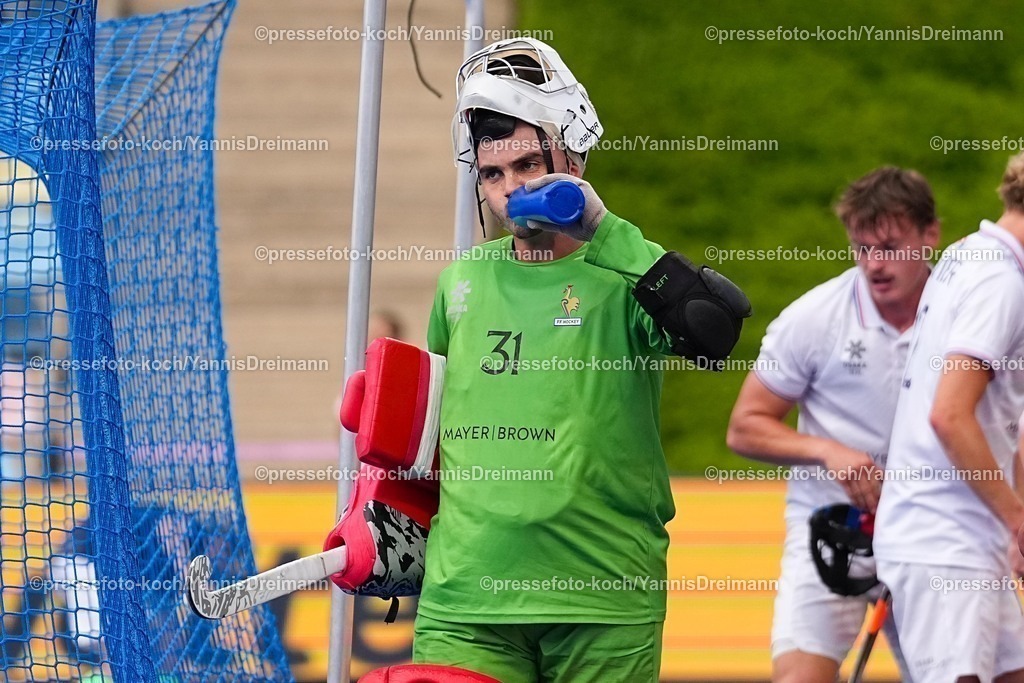 xydrx08082502053 | 08.08.2025, xydrx, Herren EuroHockey Championship 2025, Gruppenphase, Gruppe B, Deutschland - Frankreich, Sparkassenpark Mönchengladbach: Corentin Saunier (Franzoesische Feldhockey Nationalmannschaft #31)