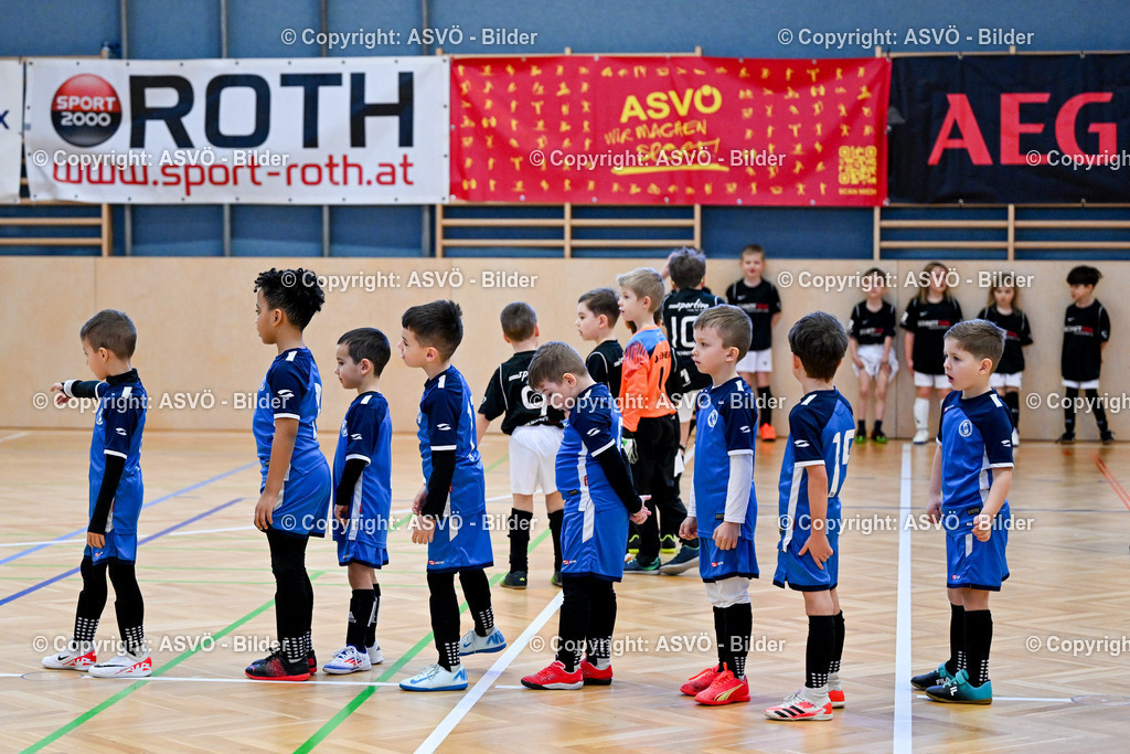 ASVÖ_ Fussballturnier SV Gallneukirchen_ 08.02.2025-4 | 08.02.2025, Gallneukirchen, AUT, ASVÖ, Fussball Nachwuchs Hallenturnier 2025, SV Gallneukirchen im Bild Teilnehmer U 7©Harald Dostal / fodo.media - Realisiert mit Pictrs.com