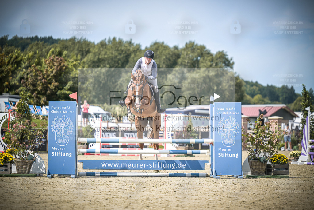 DOS_3850 | Entdecke hochwertige Reitturnierfotos von Foto Oger. Professionell, emotional und authentisch – jetzt Lieblingsmomente im Shop bestellen. - Realisiert mit Pictrs.com
