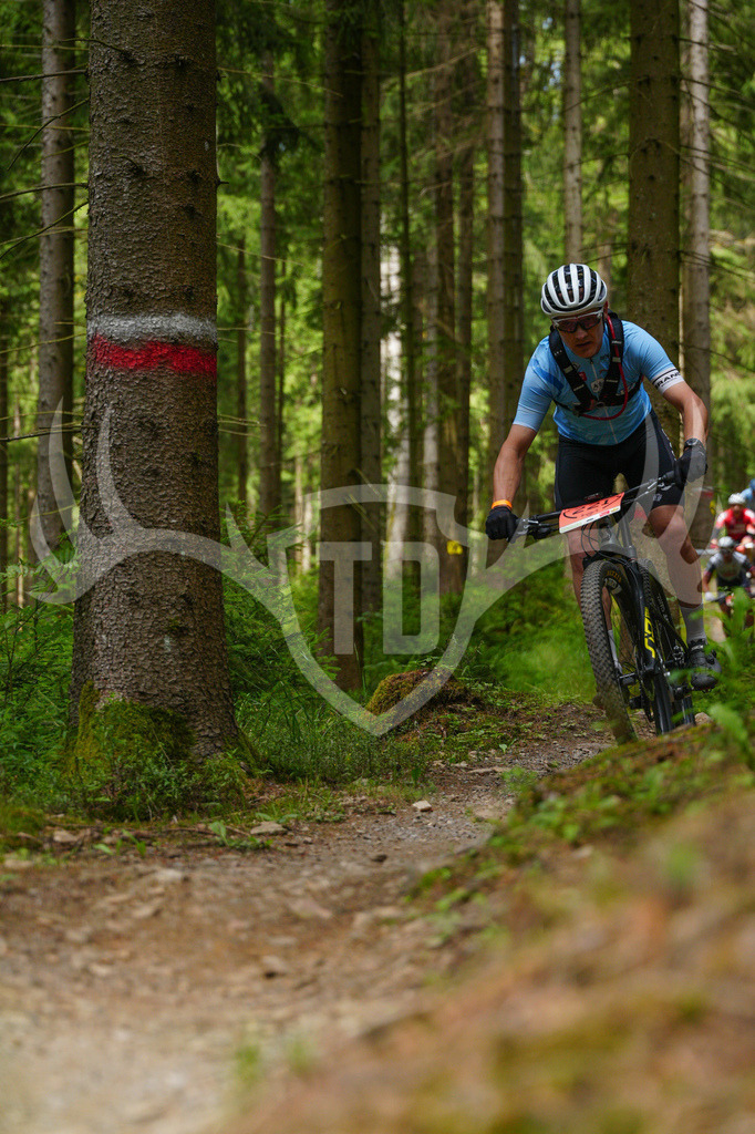 FC603767 | Fotogalerie der Treibjagd im Dunkelwald - Dein MTB Etappenrennen im Erzgebirge - Realisiert mit Pictrs.com
