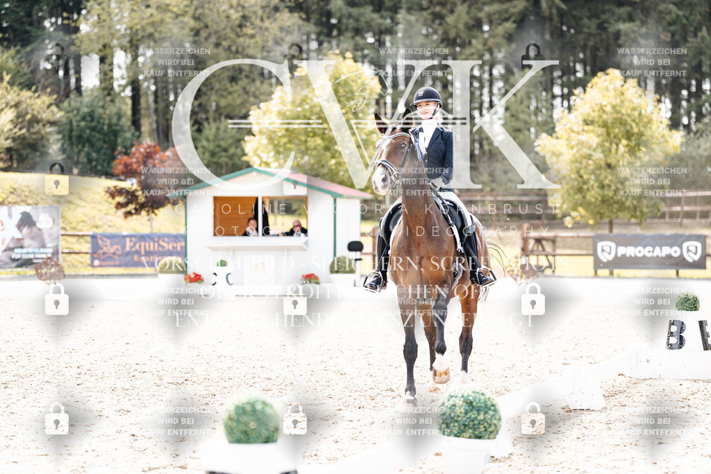 CK900957 | Turnierfotografie Pferdefotografie Trier Rheinland-Pfalz Pferdesport Reitsport Tierfotografie Sportfotografie Pferdevideo Pferdevideografie Equestrianvideography equestrianphotography  - Realisiert mit Pictrs.com