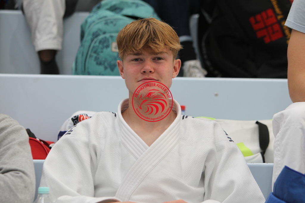 JT6F9527 | Fotos vom Adler Cup - Pictures from Adler Cup

Hier findet Ihr alle Eindrücke und großen Momente der Adler Cup Wochenenden. Here you will find all impressions and great moments of the Adler Cup weekends. - Realisiert mit Pictrs.com