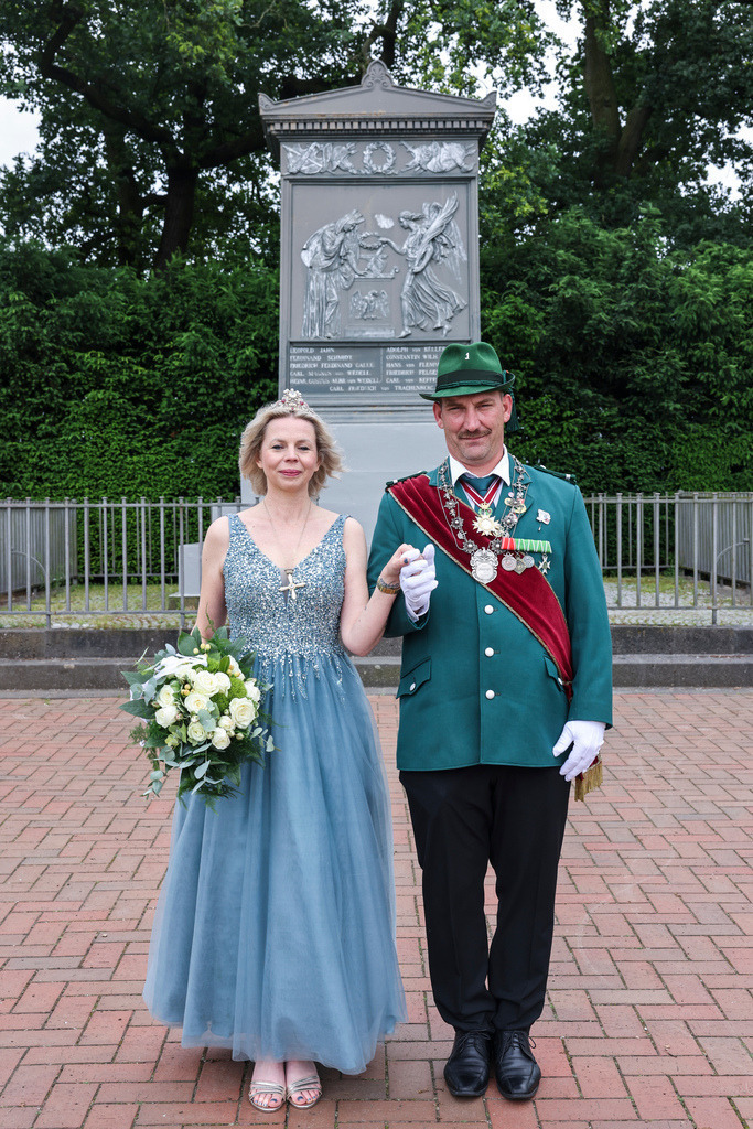 top-top.de 240602-167 | Foto, Video, Fotografie, Videografie, Fotobox, DJ, Discjockey, Musik, Musikbox, Veranstaltung, Photobooth, Amazon, Ebay, Buchtipp, Bestseller, Autor, Verlag, Buch, Wesel, Hamminkeln, NRW, Dinslaken, Rees, Drohne, Hochzeit, Party, Fotobox, Wesel, Fotograf