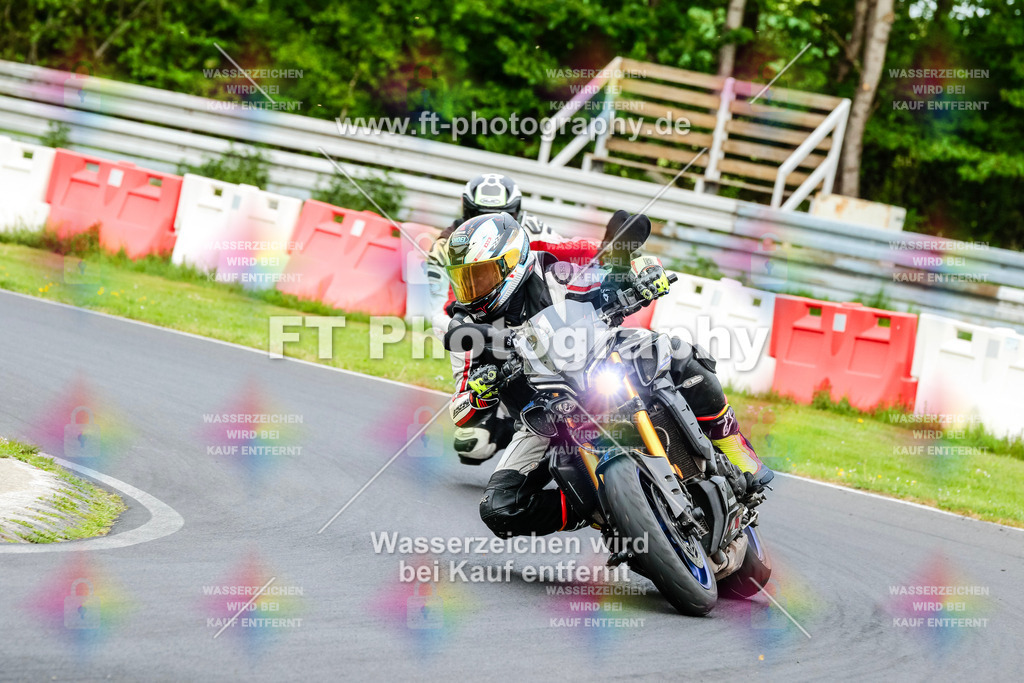 MotoTeamVBK-20143 | Hier findet Ihr Bilder von Touristenfahrten auf der Nürburgring Nordschleife oder von anderen Veranstaltungen die ich besucht habe. Viel Spass beim Durch Schauen 