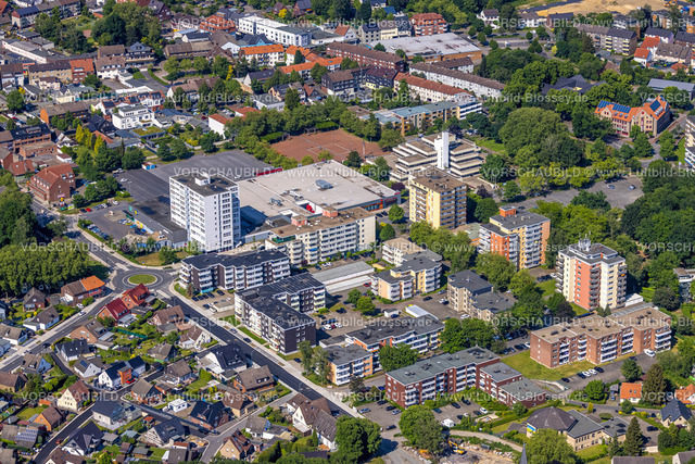 Hamm220504922 | Luftbild, Rathaus Bockum-Hövel, Supermärkte und Hochhaussiedlung Kleinweg, Hamm, Ruhrgebiet, Nordrhein-Westfalen, Deutschland