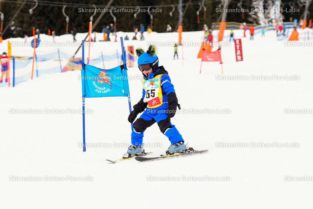SRF_02.01.2026_0149 | Skirennfotos,Serfaus,Fiss,Ladis,Kinderskirennen,Winter,Tirol,Oberland,skirace,SFL,feelfree,weil wir's genießen,ski,Ski,skifahren,Sonnenplateau, - Realisiert mit Pictrs.com