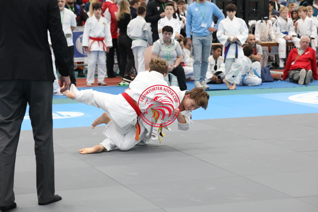 1J7A1677 | Fotos vom Adler Cup - Pictures from Adler Cup

Hier findet Ihr alle Eindrücke und großen Momente der Adler Cup Wochenenden. Here you will find all impressions and great moments of the Adler Cup weekends. - Realisiert mit Pictrs.com