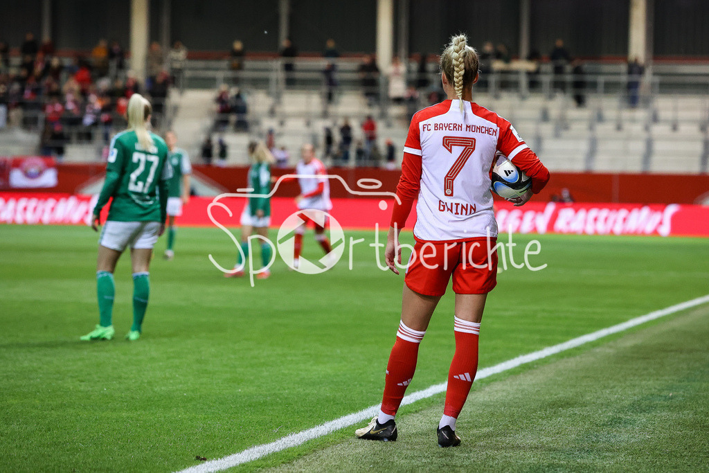FC Bayern München Frauen - SV Werder Bremen Frauen | Im Bild Giulia GWINN (FCB #7) / Freisteller / Einzelfoto