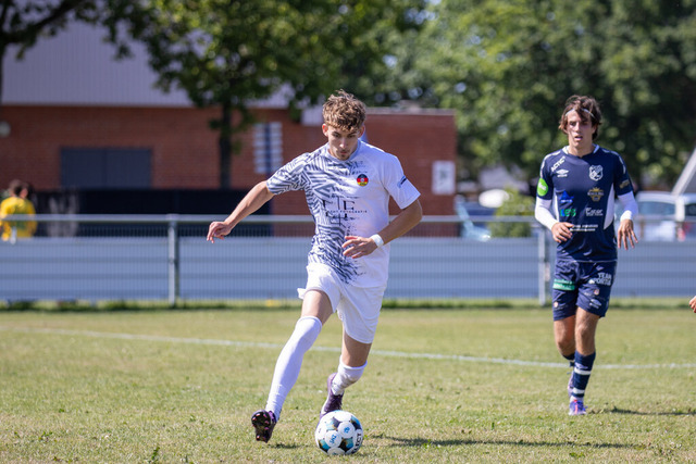 FC Scharbeutz 1 - Tema Chase Football Club I DanaCup 2026 072 | Herzlich willkommen in meiner Fotogalerie für Sportmannschaften. Schau gerne mal rein, vielleicht ist Dein Team ja auch dabei! Falls nicht, schreib mir und wir ändern das! :)  - Realisiert mit Pictrs.com