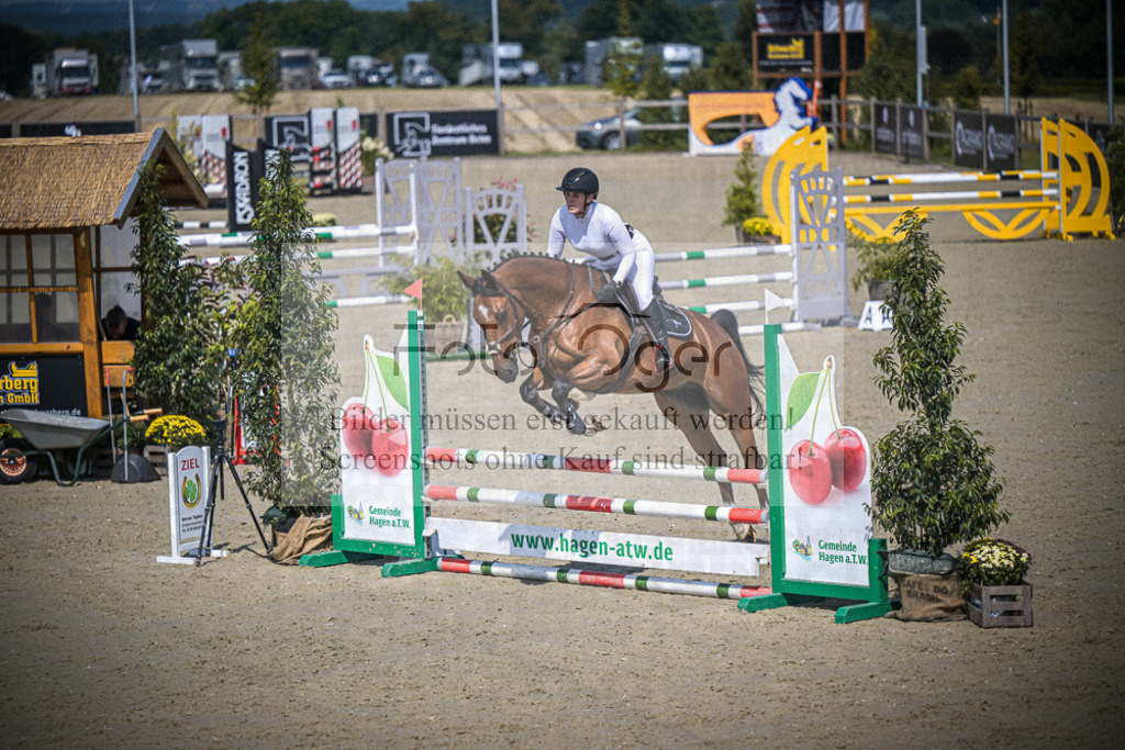 DOS_3283 | Entdecke hochwertige Reitturnierfotos von Foto Oger. Professionell, emotional und authentisch – jetzt Lieblingsmomente im Shop bestellen.Deutschlandweite Turnierfotografie. - Realisiert mit Pictrs.com