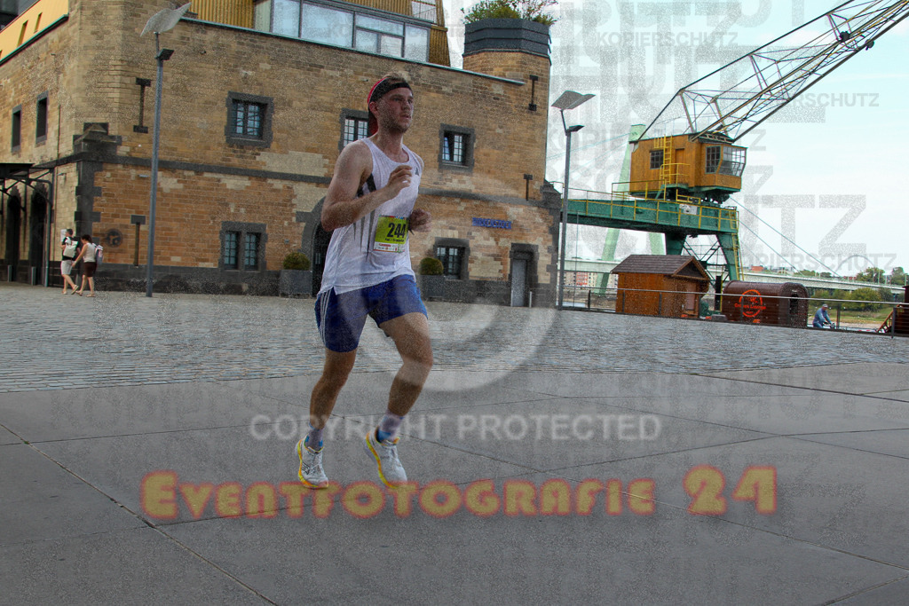 250920_1508_EV4_8132 | Sportfotografie im Rhein-Sieg Kreis, Köln, Bonn, NRW, Rheinland Pfalz, Hessen, etc. Unser Tätigkeitsfeld umfasst den Laufsport vom Volkslauf über den Marathon, Duathlon, Triathon bis zum Ultralauf wie Kölnpfad Ultra oder Schindertrail.