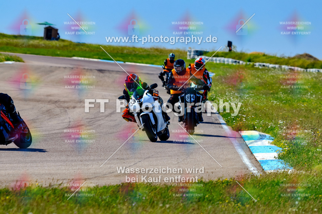 033-3908 | Hier findet Ihr Bilder von Touristenfahrten auf der Nürburgring Nordschleife oder von anderen Veranstaltungen die ich besucht habe. Viel Spass beim Durch Schauen 