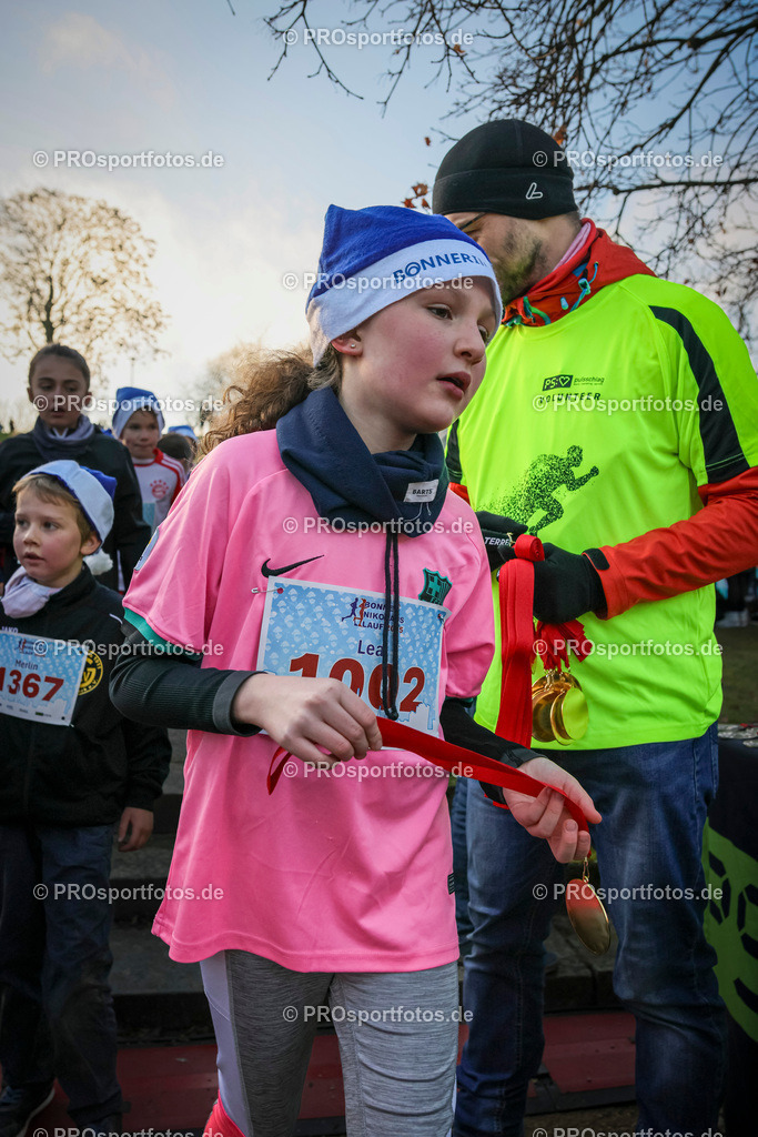 6. Bonner Nikolauslauf; Bonn, 14.12.2025 | Impressionen vom 6. Bonner Nikolauslauf am 14.12.2025 in Bonn (Nordrhein-Westfalen). 
