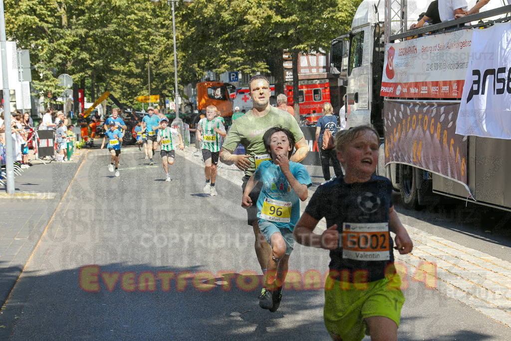 250621_1044_EX1_2300 | Sportfotografie im Rhein-Sieg Kreis, Köln, Bonn, NRW, Rheinland Pfalz, Hessen, etc. Unser Tätigkeitsfeld umfasst den Laufsport vom Volkslauf über den Marathon, Duathlon, Triathon bis zum Ultralauf wie Kölnpfad Ultra oder Schindertrail.