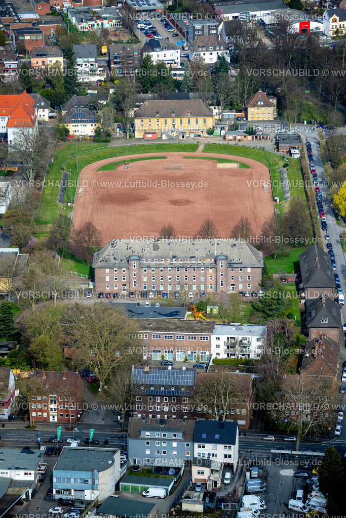 Bottrop260306264 | Luftbild, Sportplatz Ascheplatz Auf der Bette, Jugendamt Gebäude Prosperstraße am Sportplatz, Spielraum Gebäude, Stadtteil Fuhlenbrock, Nord-Ost, Bottrop, Ruhrgebiet, Nordrhein-Westfalen, Deutschland