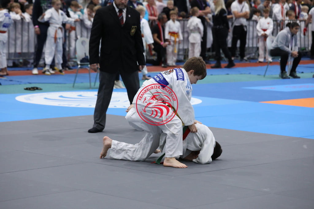 1J7A3036 | Fotos vom Adler Cup - Pictures from Adler Cup

Hier findet Ihr alle Eindrücke und großen Momente der Adler Cup Wochenenden. Here you will find all impressions and great moments of the Adler Cup weekends. - Realisiert mit Pictrs.com