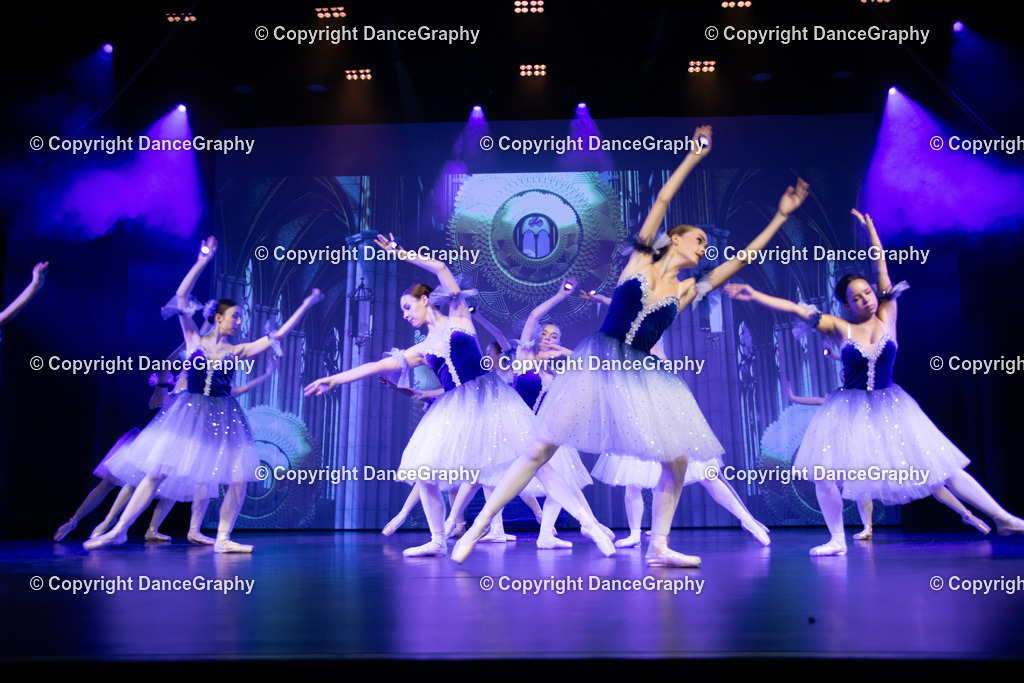 GPHY2681 | DanceGraphy - Realisiert mit Pictrs.com