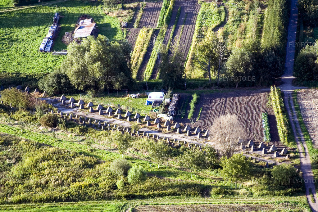 Luftbild: Höckerlinie, Panzersperren in Steinfeld im Bundesland Rheinland-Pfalz in Deutschland. Foto: IMG_8058.jpg vom 13.09.2007 durch Werner Riehm/FLY-FOTO.de