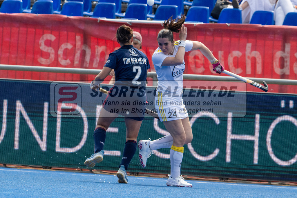 Final4_20250531-1232-Z09_2412 | Krefeld, Deutschland, 31.05.2025:  Feldhockey Final4 2025 – „Deutsche Feldhockey-Meisterschaften 2025“ im Gerd-Wellen-Hockeyanlage am 31.05.2025 in Krefeld, Deutschland. (Foto von Kramhöller/Fehrmann/Kaste)Krefeld, Germany, 31.05.2025: Feldhockey Final4 2025 – „Deutsche Feldhockey-Meisterschaften 2025“ in Gerd-Wellen-Hockeyanlage at 31.05.2025 in Krefeld, Deutschland. (Foto from Kramhöller/Fehrmann/Kaste)
