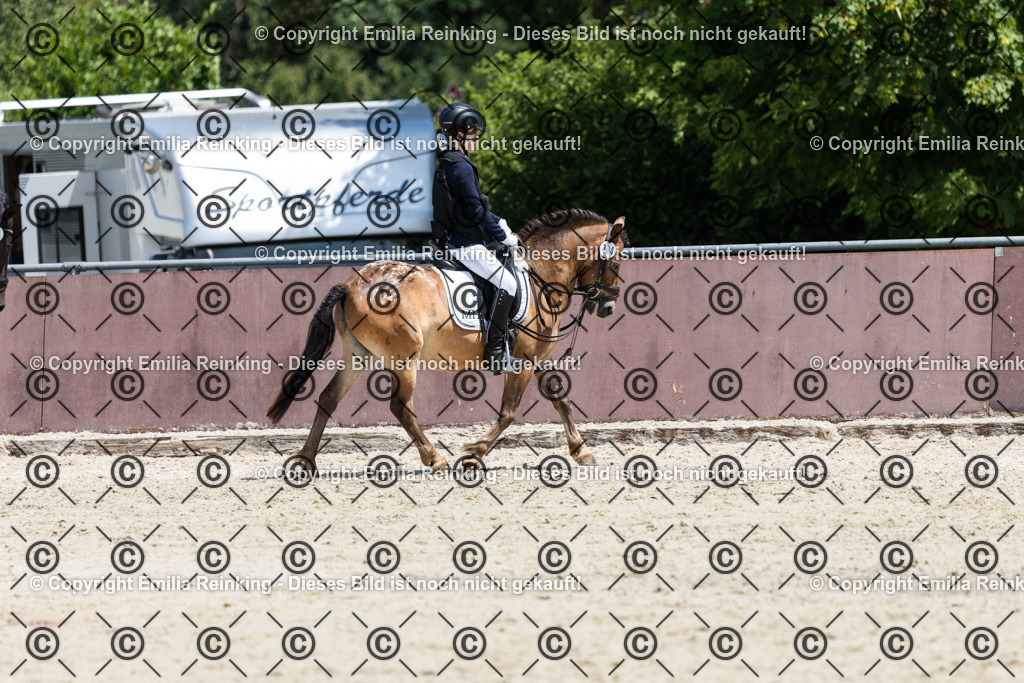 CL5A3537 | Emilia Reinking Fotografie - Realisiert mit Pictrs.com