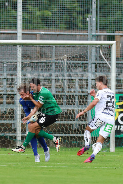 Friendly Match: SC Weiz vs TSV Hartberg in Weiz | Weiz, AUSTRIA, 01.JUL.26 - SOCCER - ADMIRAL Bundesliga, SC Weiz vs TSV Hartberg, test match. The image shows Enrico Temmel (SC Weiz), Martin Tolic (SC Weiz) and Marco Hoffmann (Hartberg).