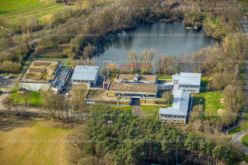 Isselburg240313811 | Luftbild, Schulzentrum am Stromberg See, Verbundschule der Stadt Isselburg und Gesamtschule Weitblick, Baustelle mit Baukran, Anholt, Isselburg, Nordrhein-Westfalen, Deutschland
