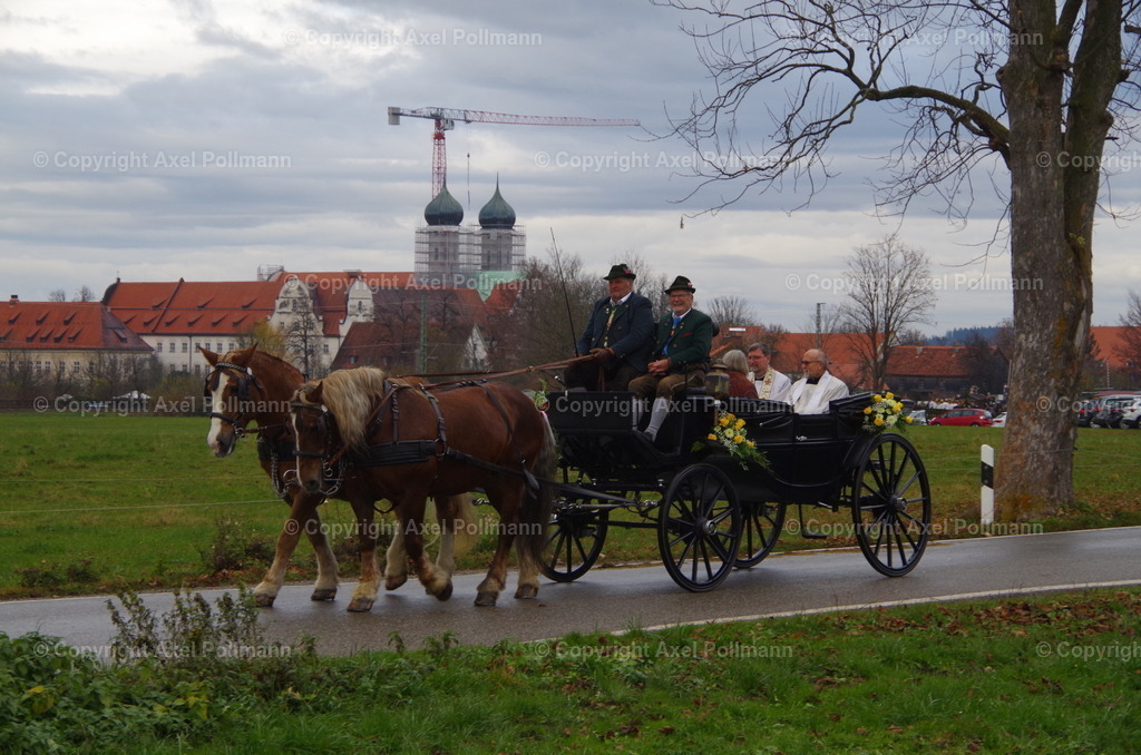 IMGP9693 | fotografiert von Axel PollmannLeonhardi Wallfahrt Benediktbeuern und Murnau, Fronleichnam, Fasching, Landschaft im Loisachtal und Benediktbeuern  - Realisiert mit Pictrs.com