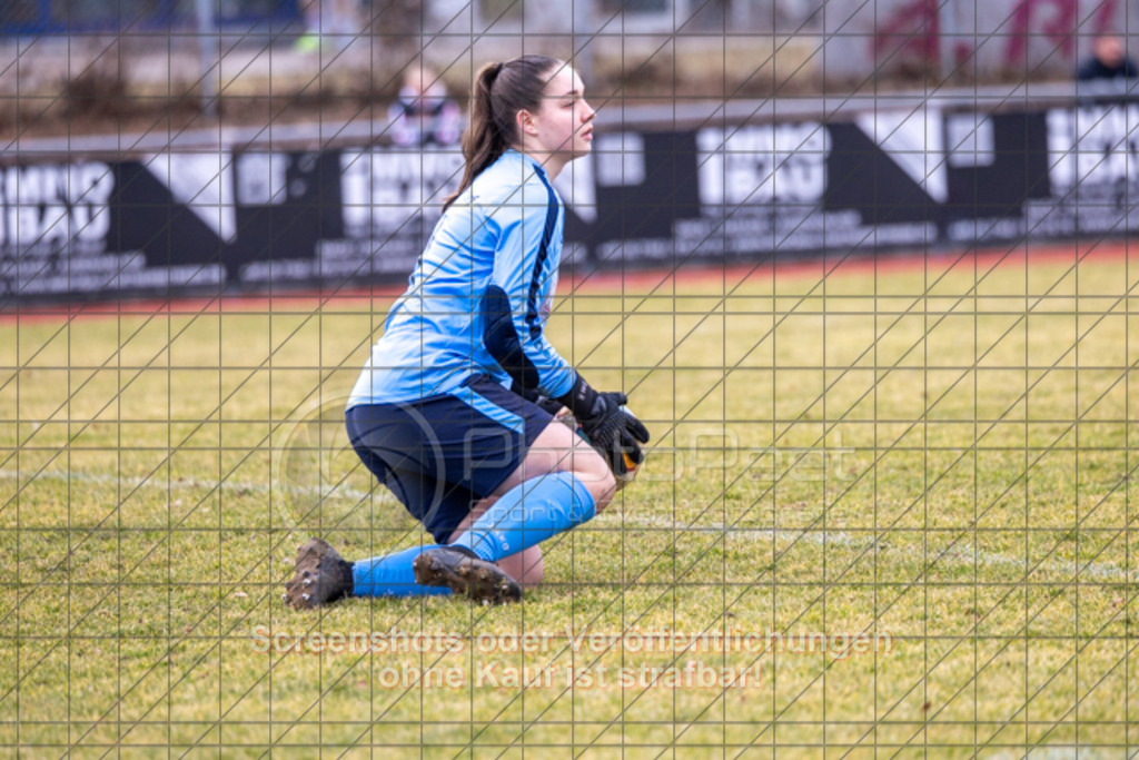 20250223_141251_0554 | #,1.FC Donzdorf (rot) vs. TSV Tettnang (schwarz), Fussball, Frauen-WFV-Pokal Achtelfinale, Saison 2024/2025, Rasenplatz Lautertal Stadion, Süßener Straße 16, 73072 Donzdorf, 23.02.2025 - 13:00 Uhr,Foto: PhotoPeet-Sportfotografie/Peter Harich