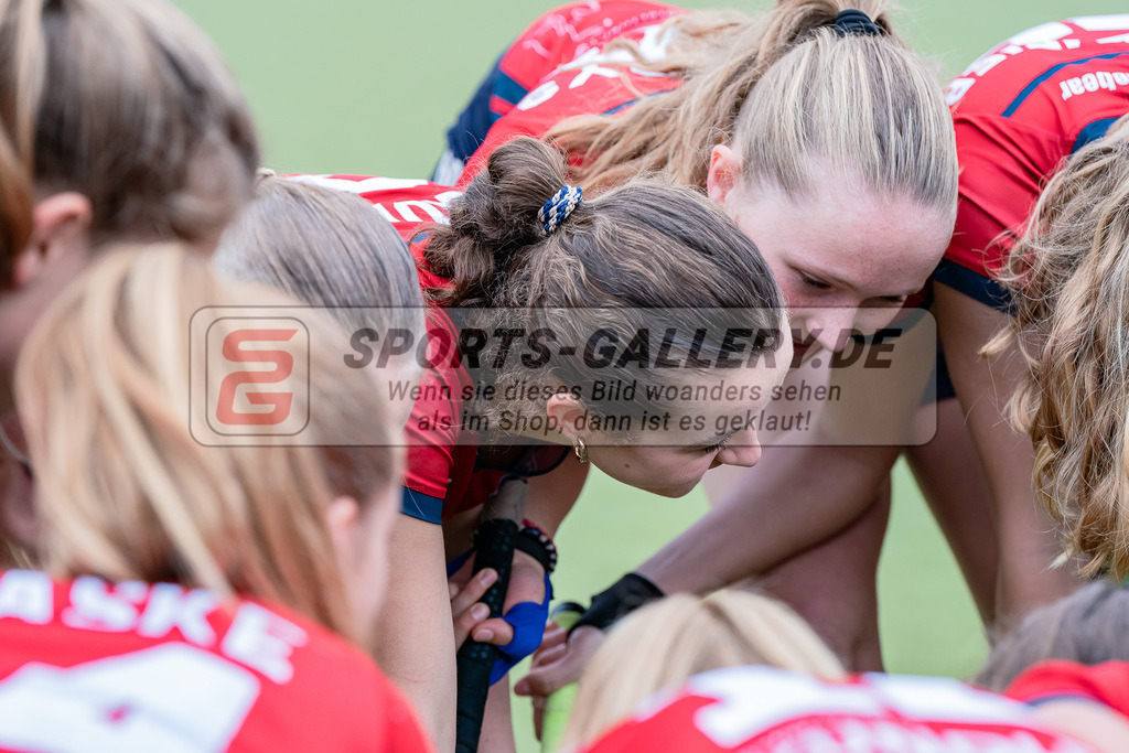 HK_20231022_903096 | Platz 3 Deutsche Meisterschaft Feld WU16 Berliner HC - Harvestehuder THC am 22.10.2023 DHC, Düsseldorf ,