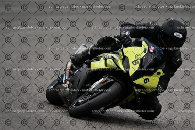 25bt02-1001 | markuskiefer.com - Realisiert mit Pictrs.com