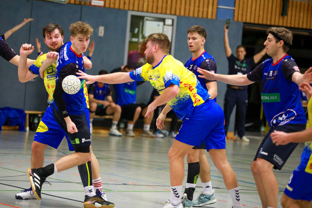SVN_OscRheinhausen_021124_176 | Bildergalerie von Sport-Ereignissen aber auch von weiteren spannenden Dingen - nicht nur vom Niederrhein. In Anlehnung an den bekannten Spruch von Hanns Dieter Hüsch heißt das Motto: "Niederrhein ist überall".  - Realisiert mit Pictrs.com