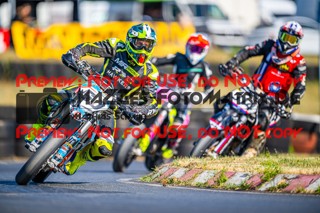 MaZZes_FotoMatrix_220529_5135 | Fotograf Mathias Schmid
Sportfotograf,
Eventfotograf,
Hochzeitsfotograf,
Portraitfotograf