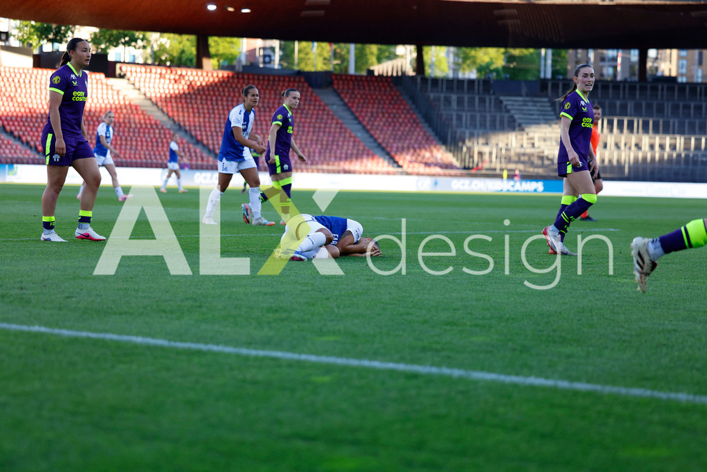 GC Zürich vs FC Zürich - AXA Women’s Super League Playoffs - Stadion Letzigrund | ALILA BELÉN IPPOLITO of Grasshopper Club Zürich during the AXA Women’s Super League Playoffs quarter-final second leg between GC Zürich and FC Zürich at Stadion Letzigrund, Zurich, Switzerland. - Realisiert mit Pictrs.com