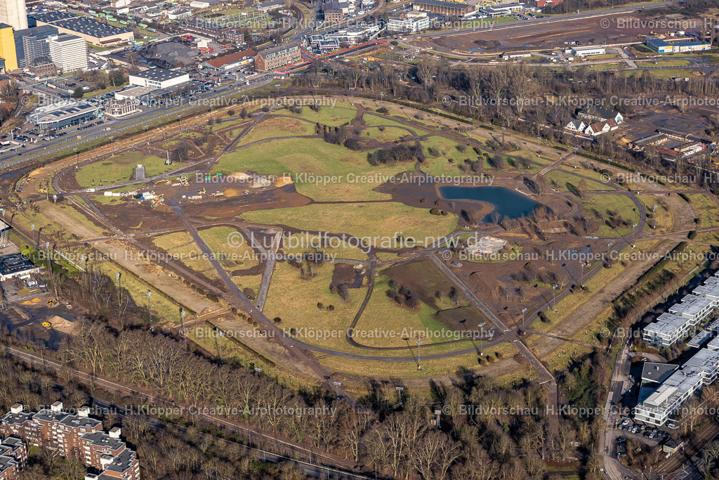 Luftbilder Neuss -6770 | Luftbildfotografie Luftaufnahme Umbauarbeiten am Gelände der ehemaligen Rennbahn in Neuss - Realisiert mit Pictrs.com