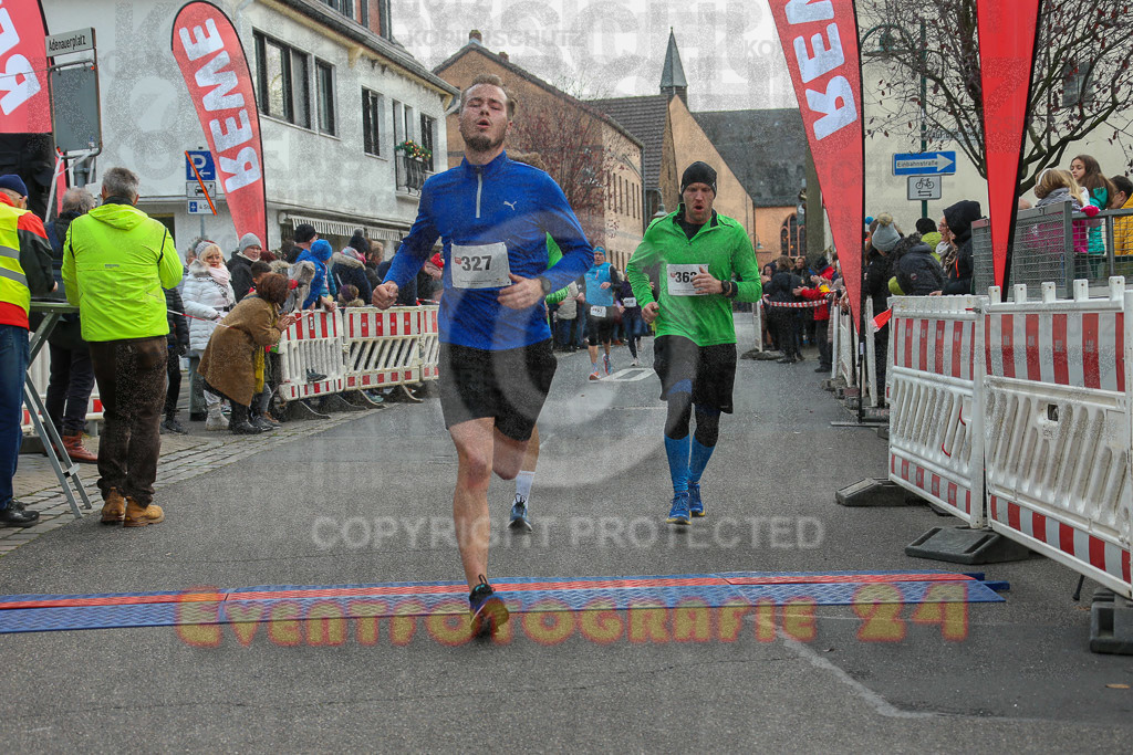 221127_1215_EX1_2236 | Sportfotografie im Rhein-Sieg Kreis, Köln, Bonn, NRW, Rheinland Pfalz, Hessen, etc. Unser Tätigkeitsfeld umfasst den Laufsport vom Volkslauf über den Marathon, Duathlon, Triathon bis zum Ultralauf wie Kölnpfad Ultra oder Schindertrail.