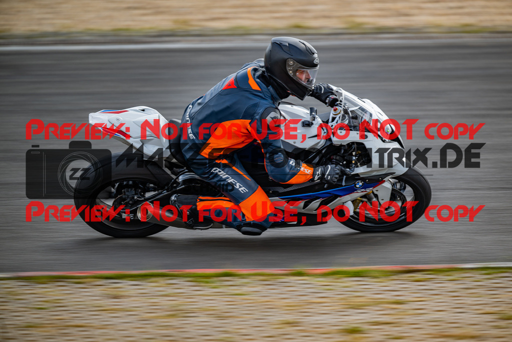 MaZZes_FotoMatrix_230719_563 | GELB