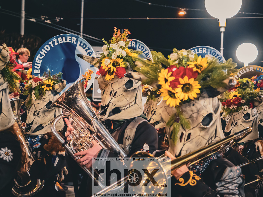 Monstercorso 2026 | Stimmungsvolle Fotokunst aus Luzern. Erlebe den Pilatus, den See und die Stadt Luzern in exklusiven Aufnahmen in der Fotogalerie & Shop. - Realisiert mit Pictrs.com