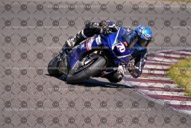 26bt05-0797 | markuskiefer.com - Realisiert mit Pictrs.com