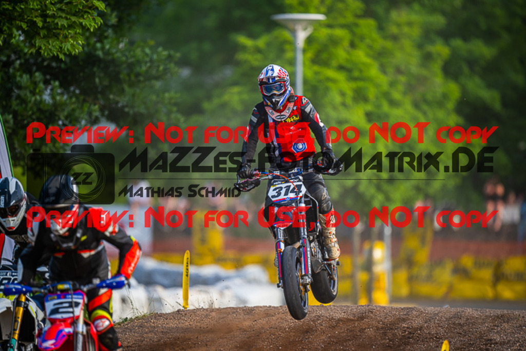 MaZZes_FotoMatrix_220618_9713 | S4