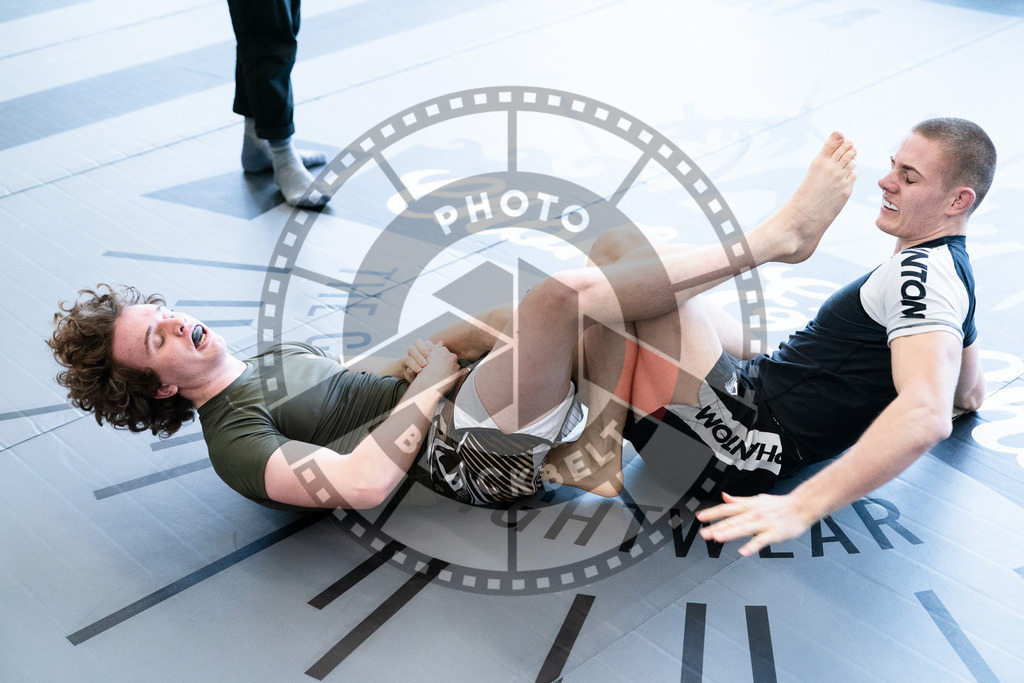 20251129PBB5668 | Fighters compete during the luta livre competition ILLCS XI winter edition on November 29, 2025 in Hannover, Germany.