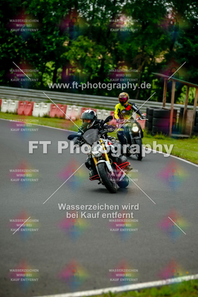 VBK-3640 | Hier findet Ihr Bilder von Touristenfahrten auf der Nürburgring Nordschleife oder von anderen Veranstaltungen die ich besucht habe. Viel Spass beim Durch Schauen 