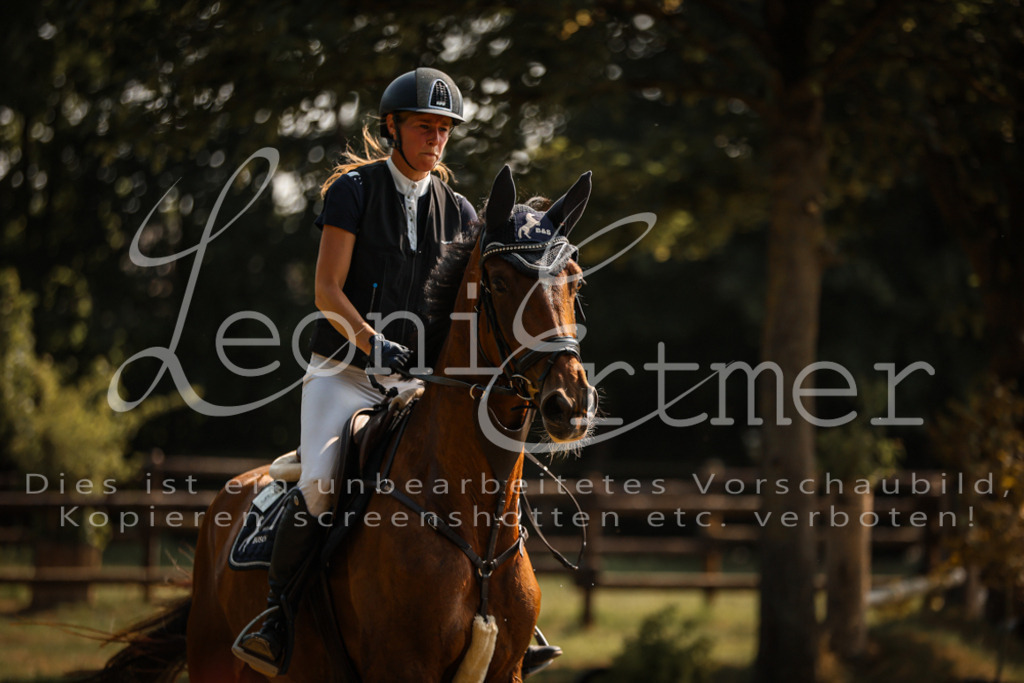 13.FrPfA00015 | Leoni Ertmer Photography - Realisiert mit Pictrs.com