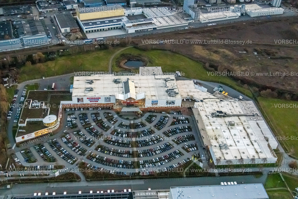 Witten230102471 | Luftbild, Ostermann Möbelhaus, Parkplätze, Rüdinghausen, Witten, Ruhrgebiet, Nordrhein-Westfalen, Deutschland